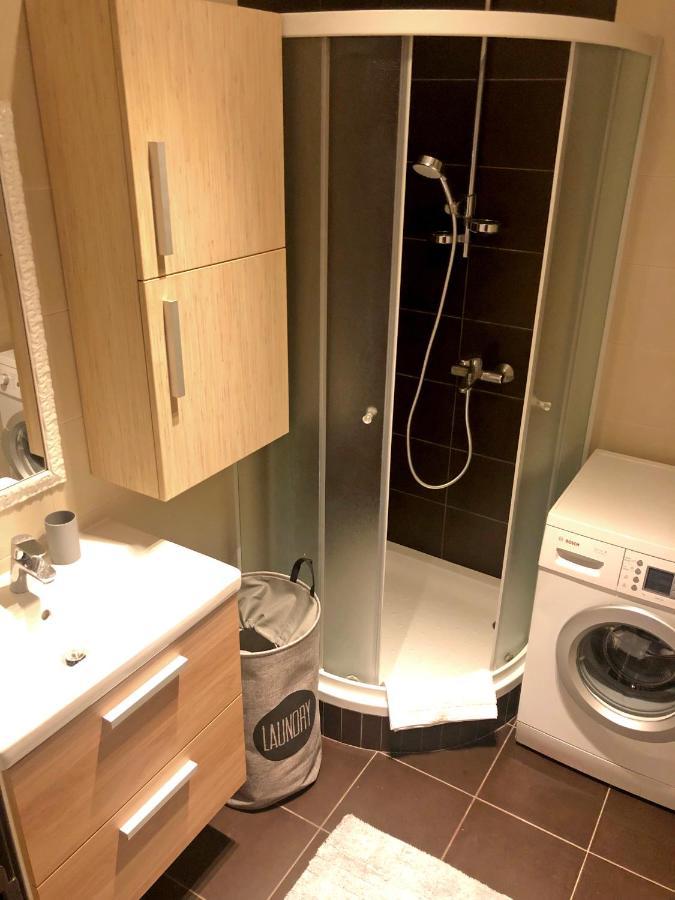 Quince Apartment-Free Parking-City Center Belgrad Exteriör bild