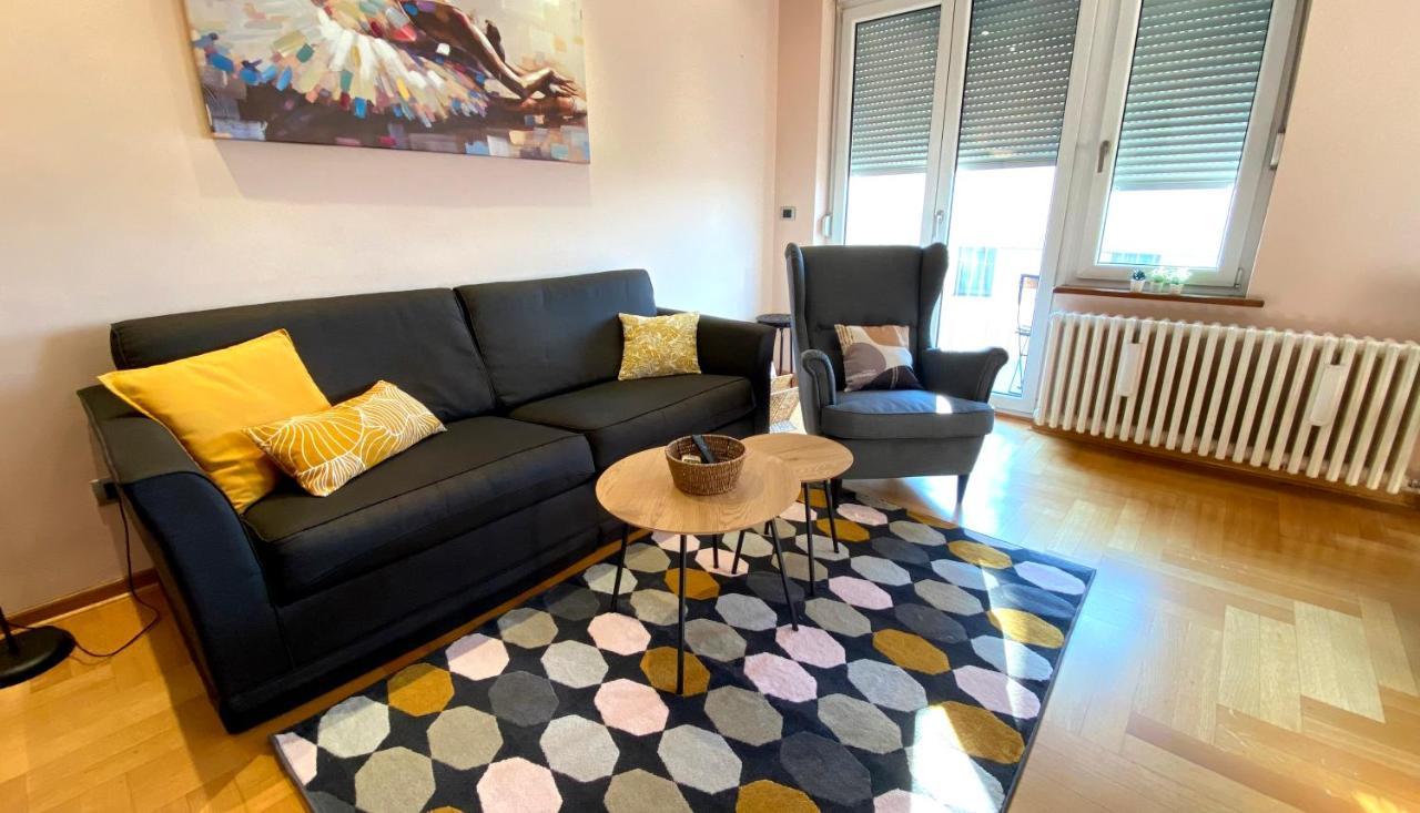 Quince Apartment-Free Parking-City Center Belgrad Exteriör bild