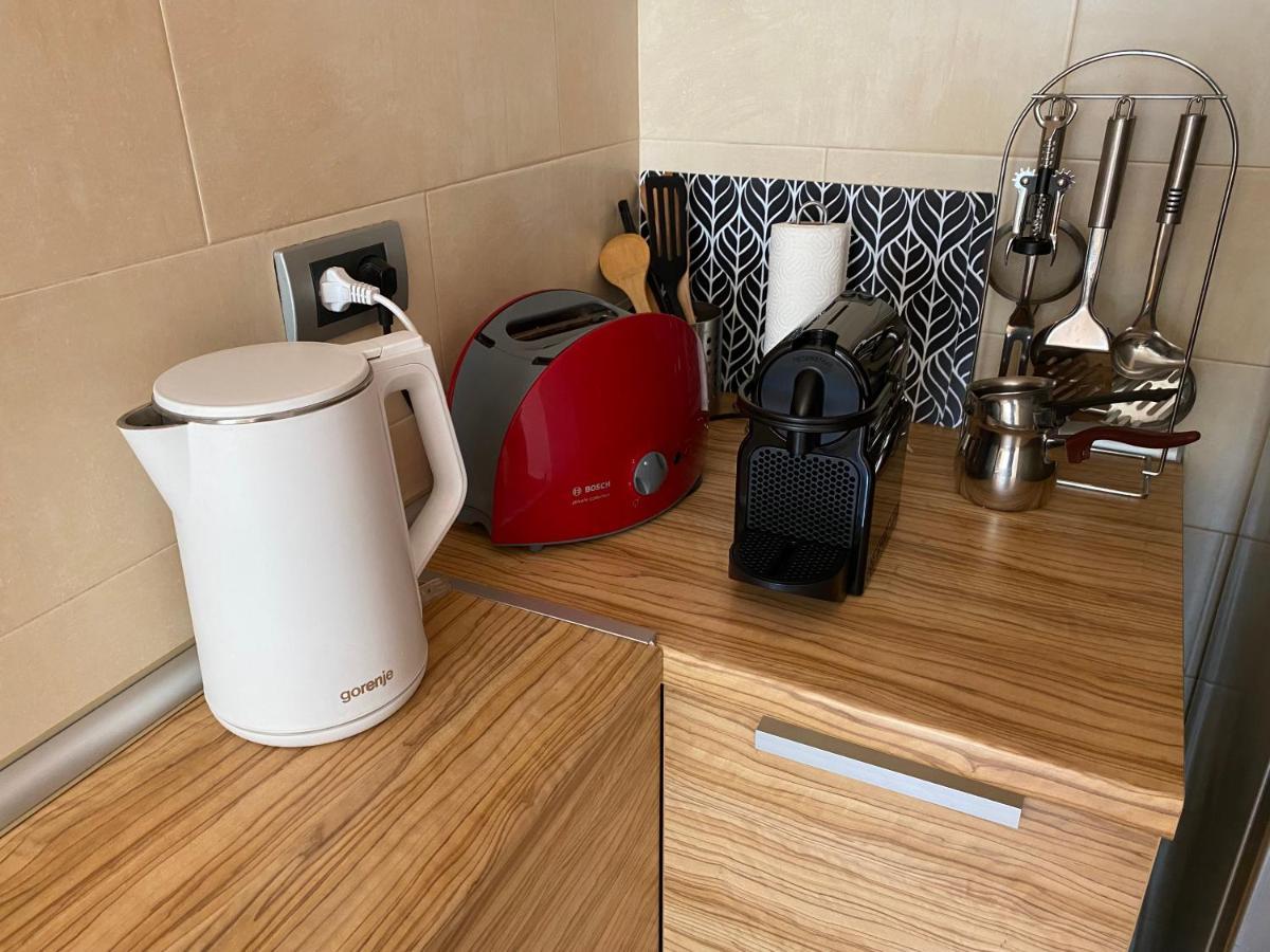 Quince Apartment-Free Parking-City Center Belgrad Exteriör bild