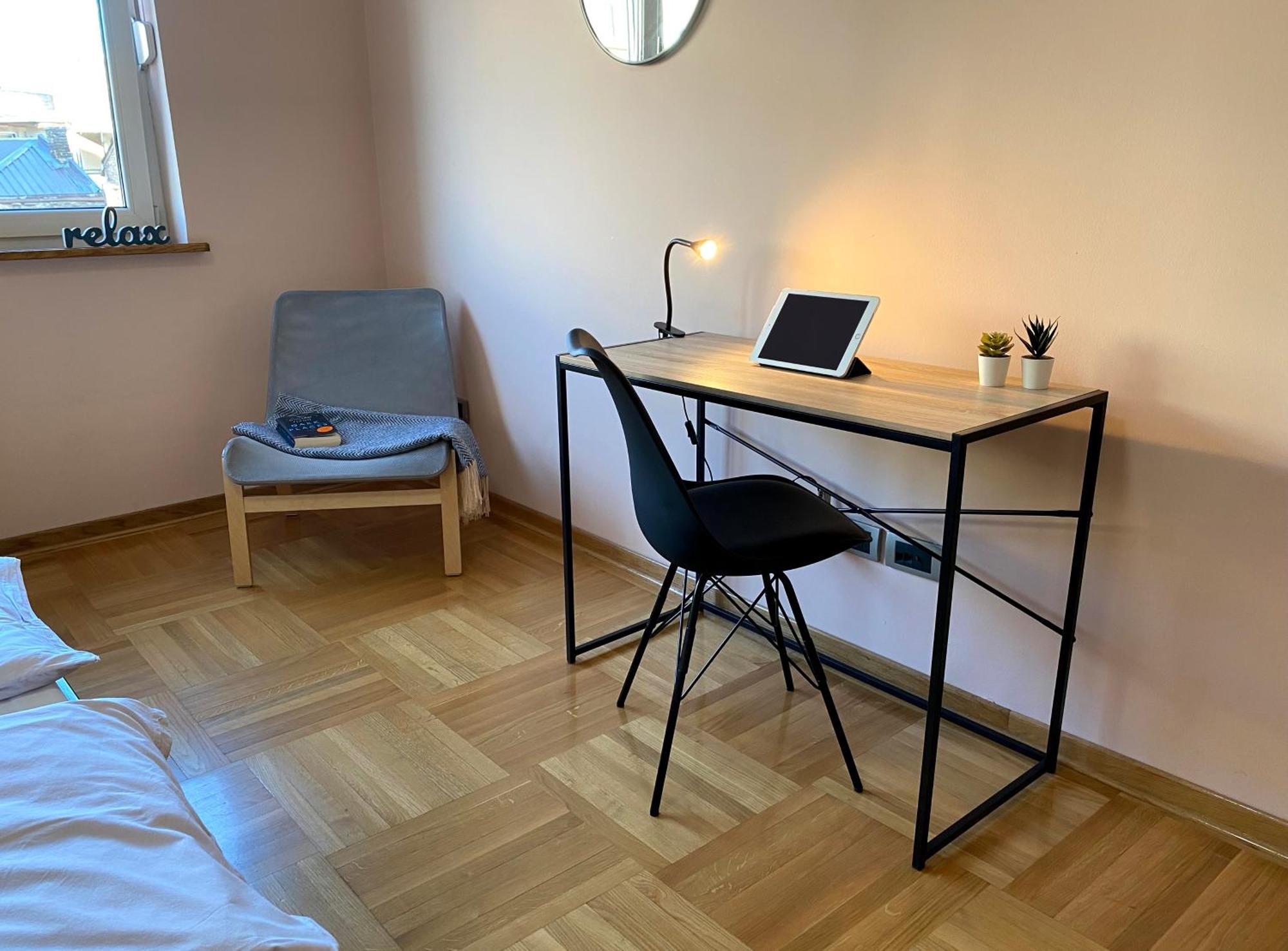 Quince Apartment-Free Parking-City Center Belgrad Exteriör bild
